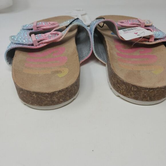 Justice Sandals. Young Girls. Size 4. - Picture 12 of 16